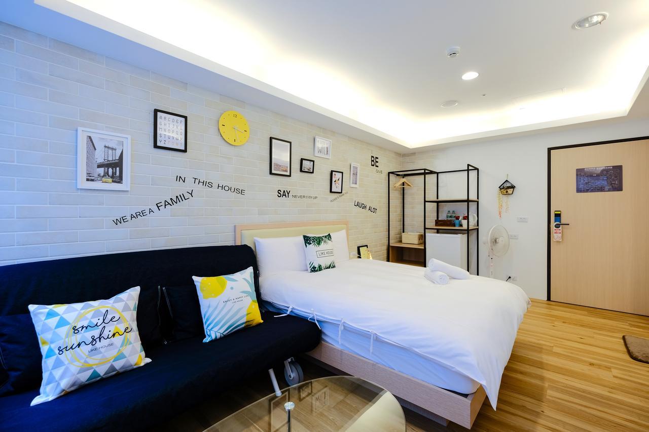 Color Fun Inn Kaohsiung Luaran gambar