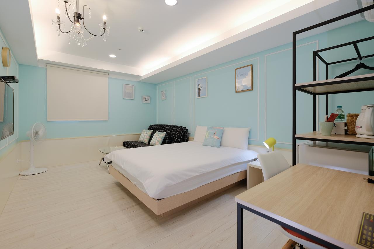 Color Fun Inn Kaohsiung Luaran gambar